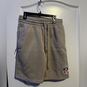 Beige nfl shorts size small
